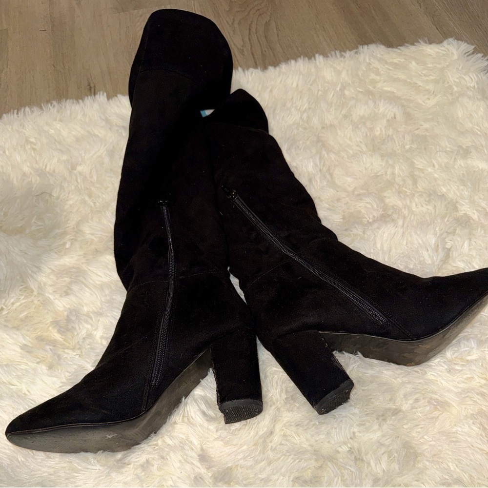 Diba Black Over-the-Knee Suede Boots - Picture 2 of 11